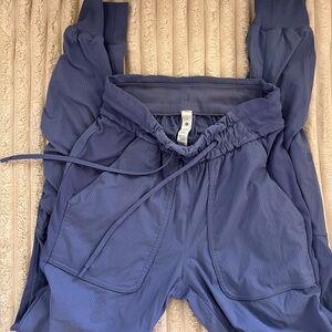 Lululemon joggers